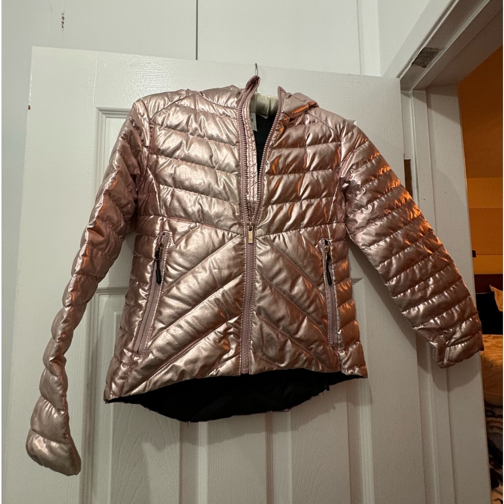 Girls shiny pink puffer